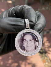 Cargar imagen en el visor de la galería, Custom Picture Pendant - Ragetown Jewelers