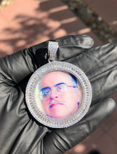 Cargar imagen en el visor de la galería, Custom Picture Pendant - Ragetown Jewelers