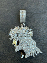 Cargar imagen en el visor de la galería, 925 Silver Baguette Jesus Pendant - Ragetown Jewelers
