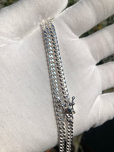 Cargar imagen en el visor de la galería, 4mm 925 Silver Cuban Link with Box Lock - Bay Area Drip Shop
