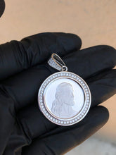 Cargar imagen en el visor de la galería, 925 Silver Jesus/Last Supper Medallion - Bay Area Drip Shop
